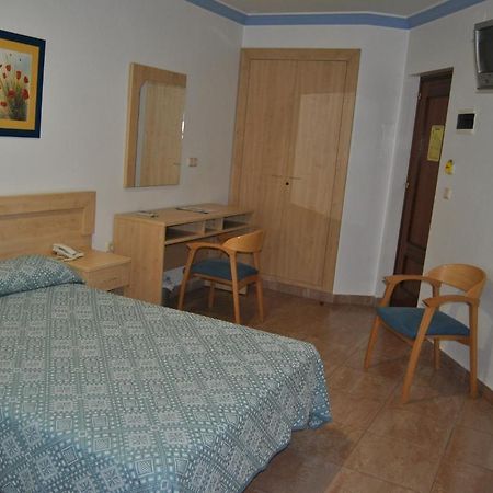 Hostal Blumen Algeciras Dış mekan fotoğraf